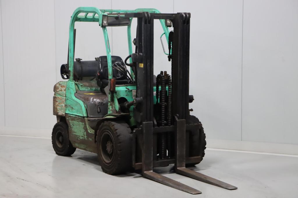 Mitsubishi FG35N LPG Forklifts www.mtc-forklifts.com