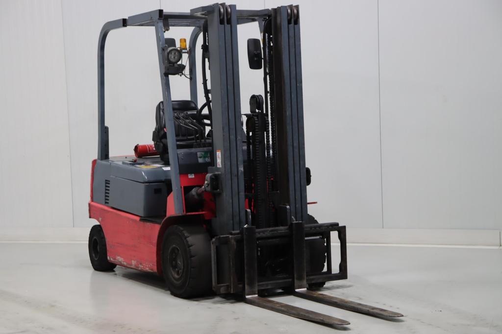 Nichiyu FBC25PN-70BC Electric 4-wheel forklift www.mtc-forklifts.com