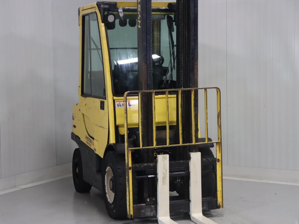 Hyster H3.0FT LPG Forklifts www.mtc-forklifts.com Hyster H3.0FT LPG Forklifts www.mtc-forklifts.com