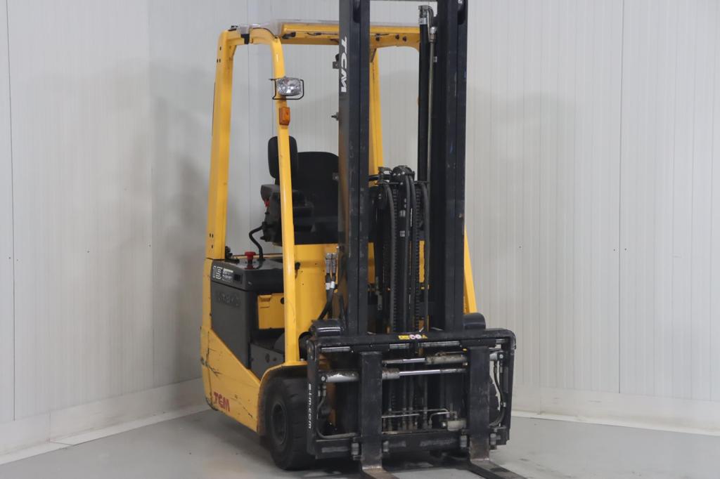 Unicarriers AS1N1L15H Electric 3-wheel forklift www.mtc-forklifts.com