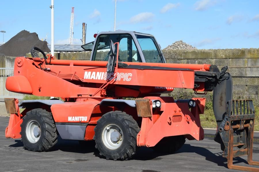 Manitou MRT1640 Telescopic Handler www.mtc-forklifts.com Manitou MRT1640 Telescopic Handler www.mtc-forklifts.com