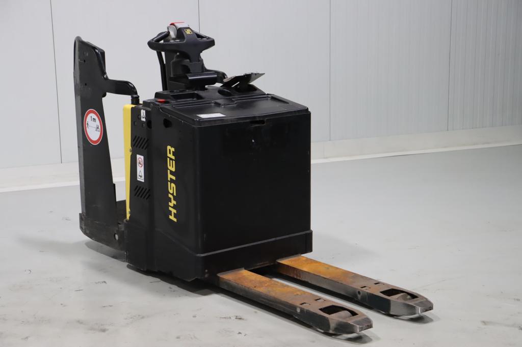 Hyster P2.0S Electric Pallet Truck www.mtc-forklifts.com Hyster P2.0S Electric Pallet Truck www.mtc-forklifts.com