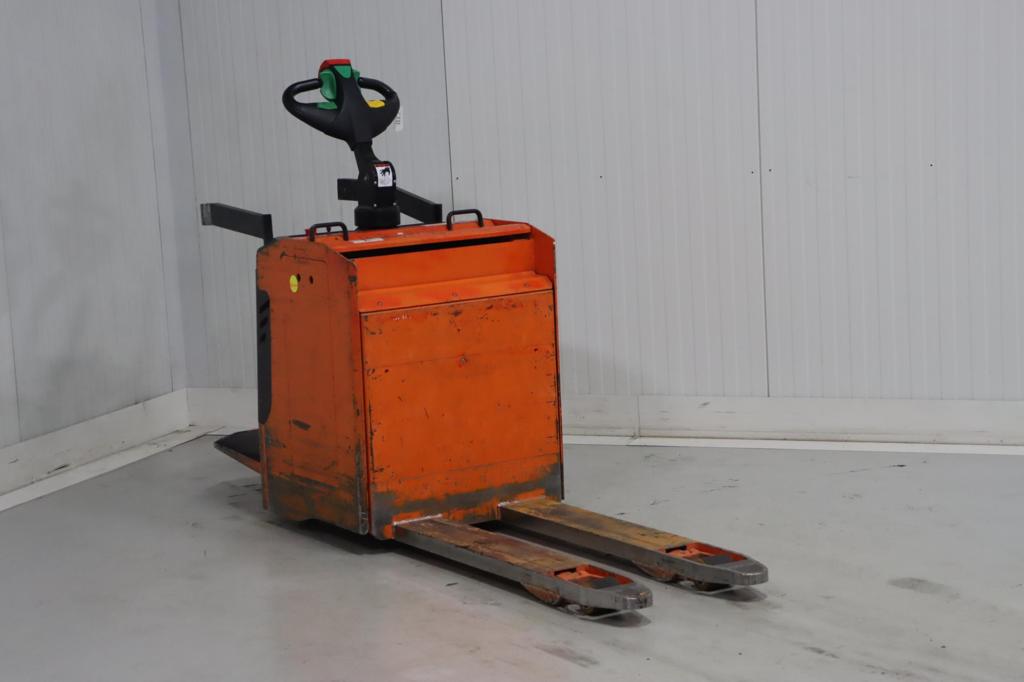 Doosan LEDH20MP Electric Pallet Truck www.mtc-forklifts.com Doosan LEDH20MP Electric Pallet Truck www.mtc-forklifts.com