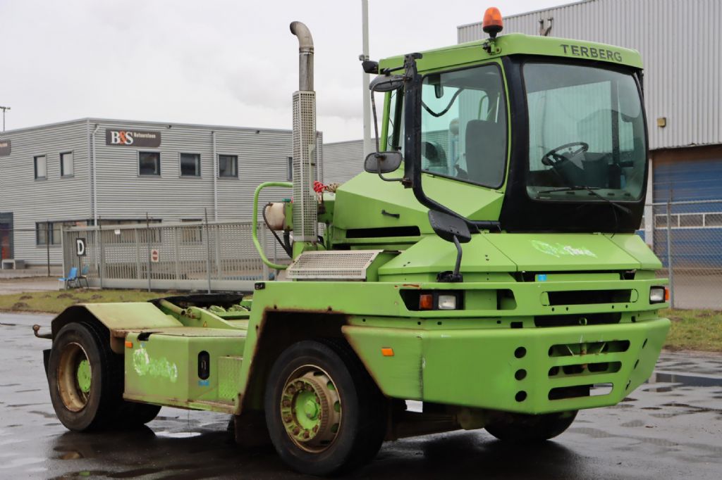 Terberg TT222 Terminal tractor www.mtc-forklifts.com
