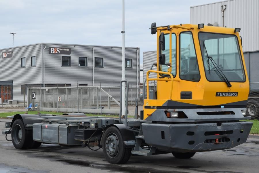 Terberg BC182 Terminal tractor www.mtc-forklifts.com
