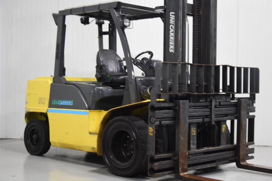 Unicarriers DG1F4F50Q Diesel Forklift www.mtc-forklifts.com Unicarriers DG1F4F50Q Diesel Forklift www.mtc-forklifts.com