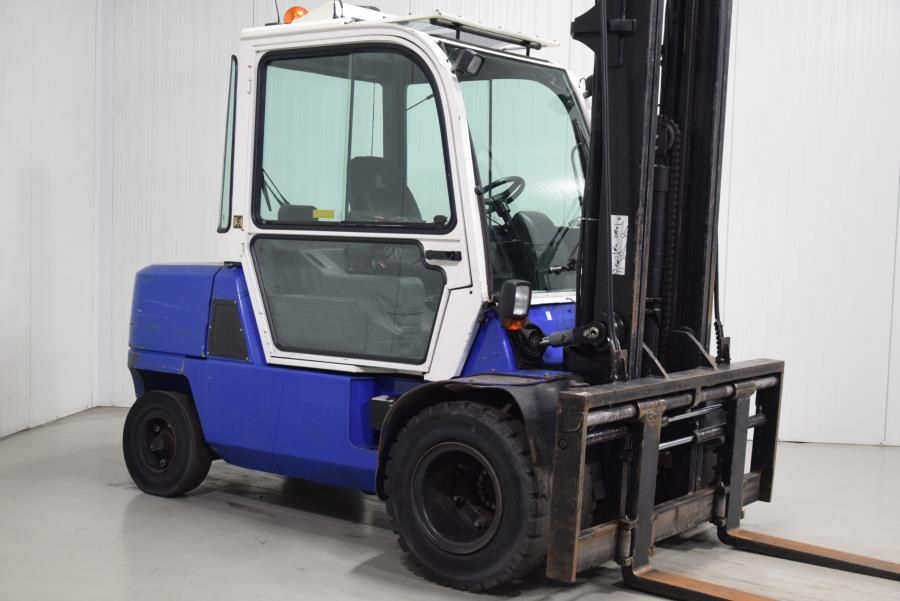 Caterpillar DP55K2 Diesel Forklift www.mtc-forklifts.com Caterpillar DP55K2 Diesel Forklift www.mtc-forklifts.com