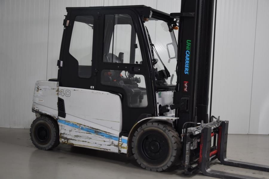 Unicarriers HX40 Electric 4-wheel forklift www.mtc-forklifts.com