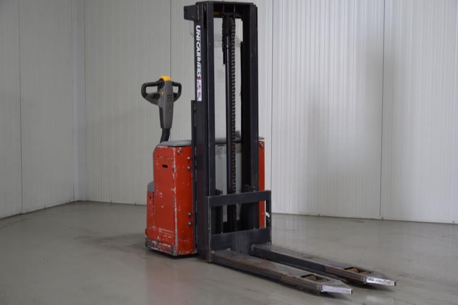 Unicarriers PSH160 High Lift stacker www.mtc-forklifts.com