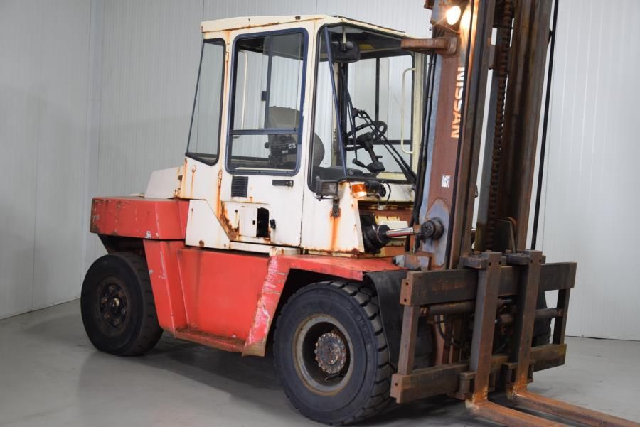 Nissan VF05H70U Diesel Forklift www.mtc-forklifts.com Nissan VF05H70U Diesel Forklift www.mtc-forklifts.com
