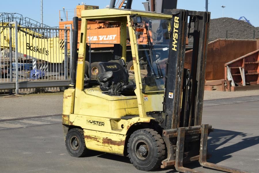 Hyster H2.00XMS LPG Forklifts www.mtc-forklifts.com Hyster H2.00XMS LPG Forklifts www.mtc-forklifts.com