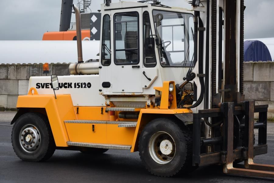 SVE Truck 15120-35 Diesel Forklift www.mtc-forklifts.com SVE Truck 15120-35 Diesel Forklift www.mtc-forklifts.com