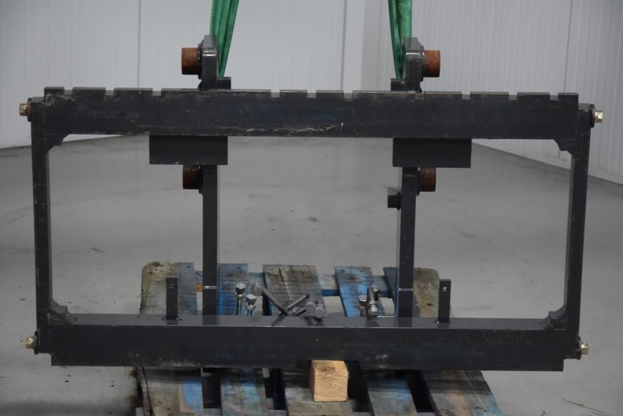 Div integral carriage Attachments www.mtc-forklifts.com