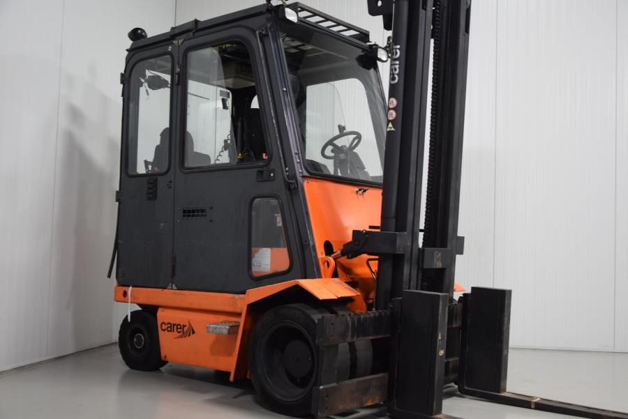 Carer R40NS Electric 4-wheel forklift www.mtc-forklifts.com Carer R40NS Electric 4-wheel forklift www.mtc-forklifts.com