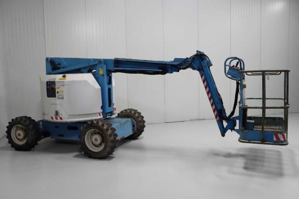 Genie Z34 Articulated Boom www.mtc-forklifts.com