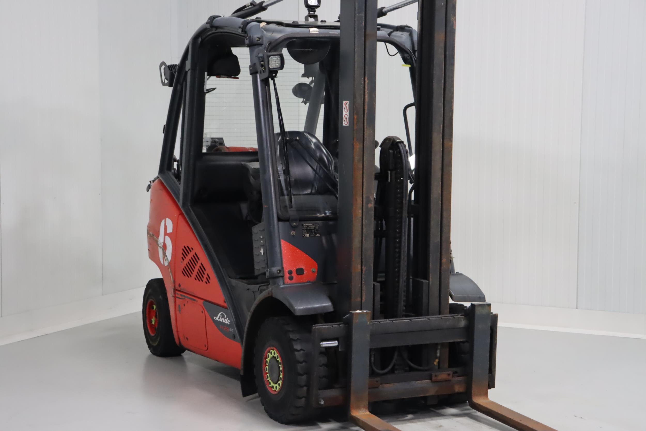 Linde H25T-02 LPG Forklifts www.mtc-forklifts.com