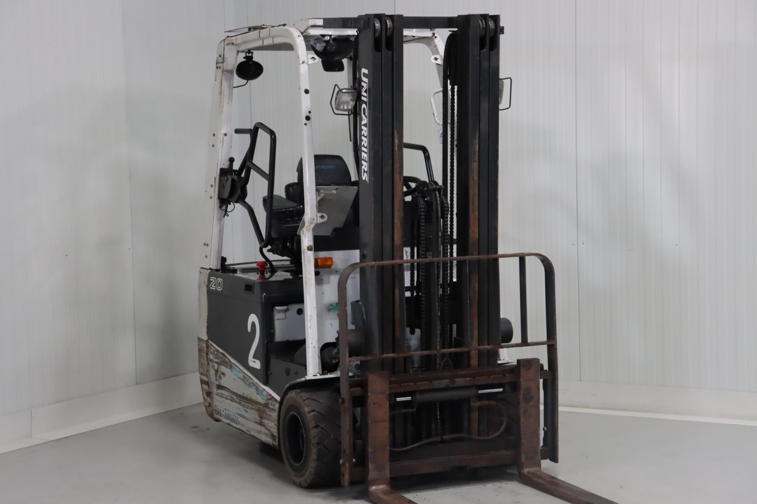 Unicarriers AG1N1L20Q Electric 3-wheel forklift www.mtc-forklifts.com