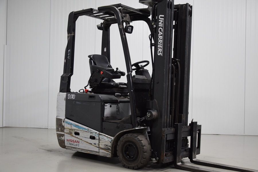 Unicarriers A1N1L18Q Electric 3-wheel forklift www.mtc-forklifts.com Unicarriers A1N1L18Q Electric 3-wheel forklift www.mtc-forklifts.com