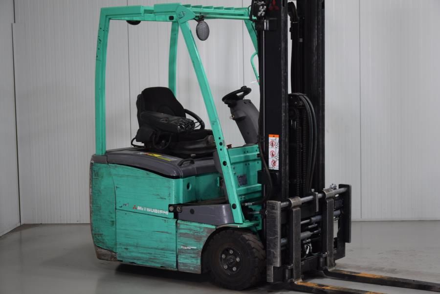 Mitsubishi FB15PNT Electric 3-wheel forklift www.mtc-forklifts.com Mitsubishi FB15PNT Electric 3-wheel forklift www.mtc-forklifts.com