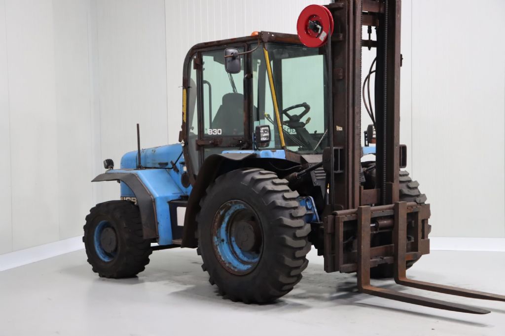 JCB 930-4 Diesel Forklift www.mtc-forklifts.com