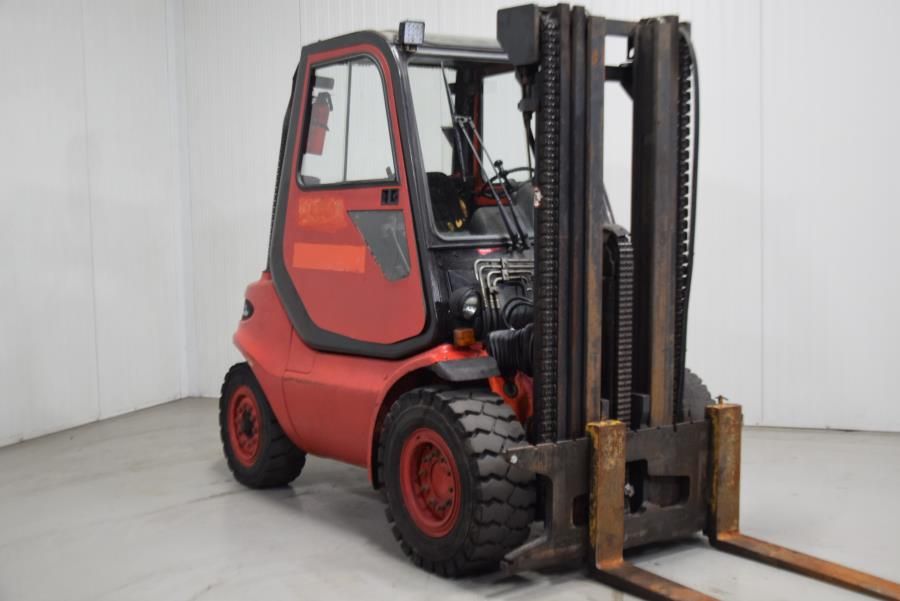 Linde H40D Diesel www.mtc-forklifts.com Linde H40D Diesel www.mtc-forklifts.com