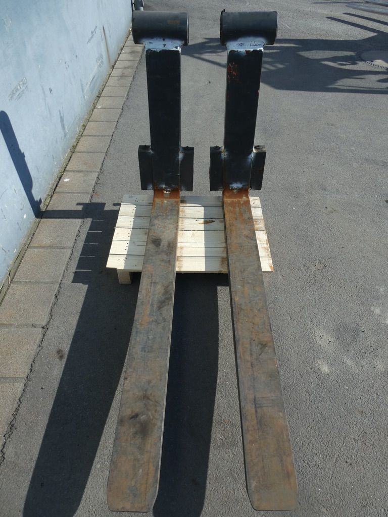 *Sonstige Hagabergs Wellengabeln ISO4A 1480x150x65 Gabeln www.nortruck.de