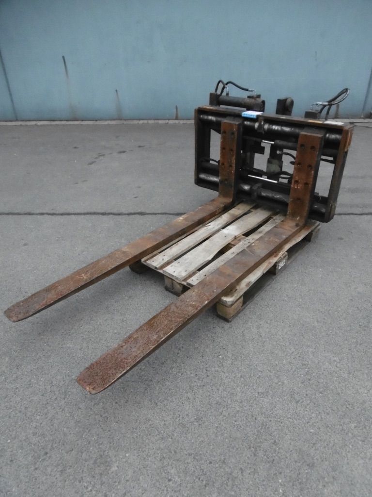 Stabau S11-ZVT 30-S Zinkenverstellger�t www.nortruck.de