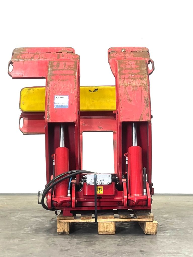 Bolzoni AR-45RJ-18E Papierrollenklammer www.nortruck.de