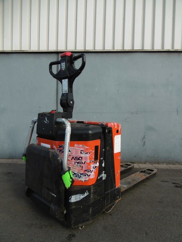 BT LPE 200/8 Niederhubwagen www.nortruck.de