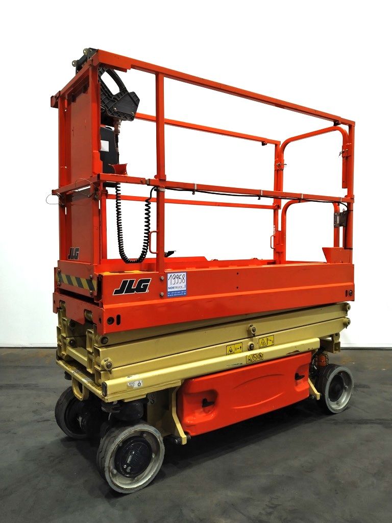 JLG 1930 ES Scissor Lifts www.nortruck.de