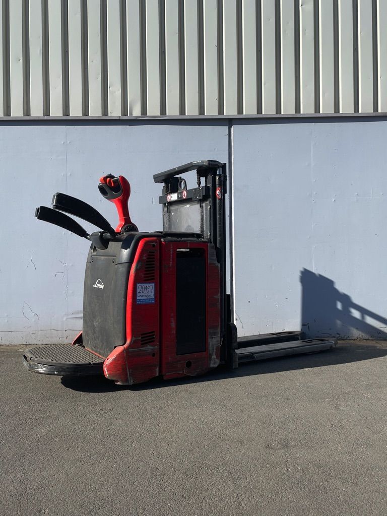 Linde L12LAP-133 Doppelstockstapler www.nortruck.de