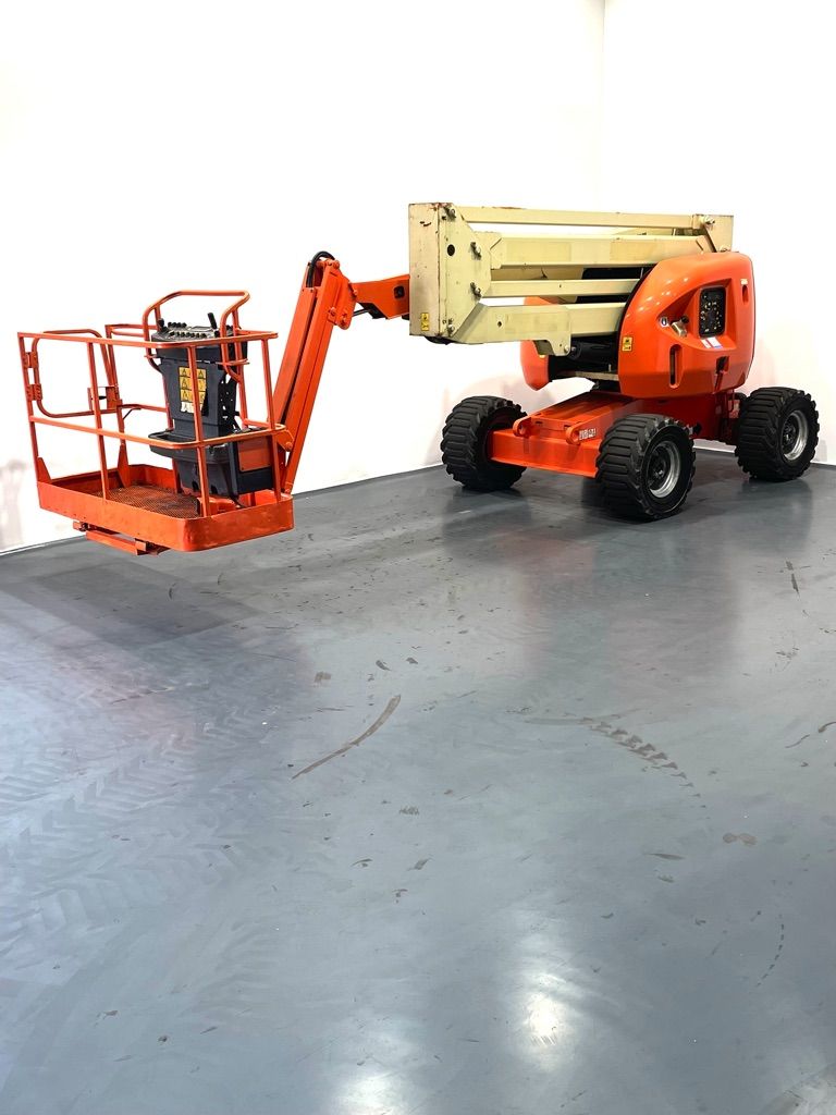 JLG 450AJ Articulated Jib Platforms www.nortruck.de