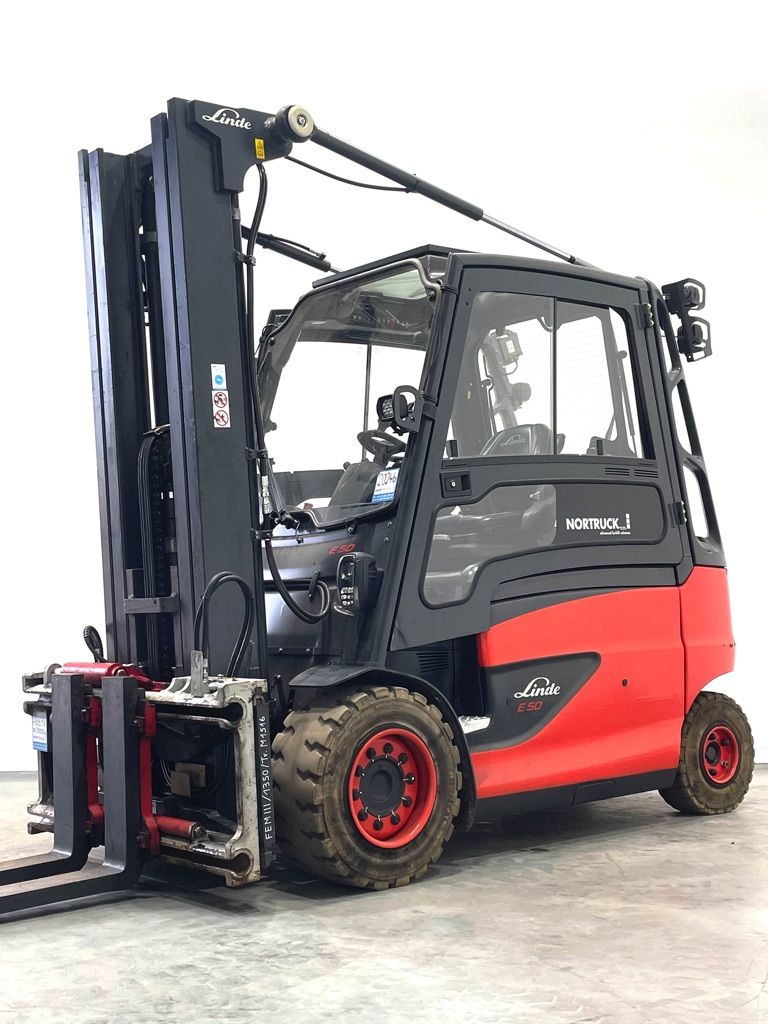 Linde E50HL-388 Elektro 4 Rad-Stapler www.nortruck.de