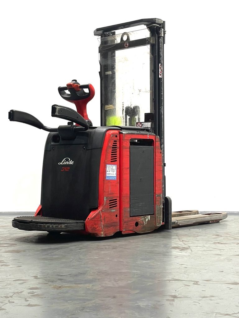 Linde D12AP-133 Doppelstockstapler www.nortruck.de