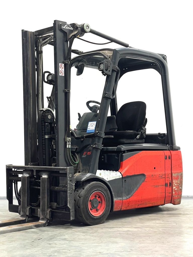 Linde E16L-386-EVO Elektro 3 Rad-Stapler www.nortruck.de