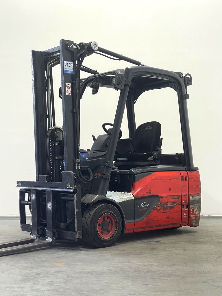 Linde E16L-386-EVO Elektro 3 Rad-Stapler www.nortruck.de