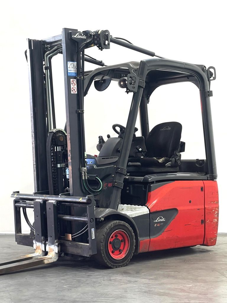 Linde E16-386-EVO Elektro 3 Rad-Stapler www.nortruck.de