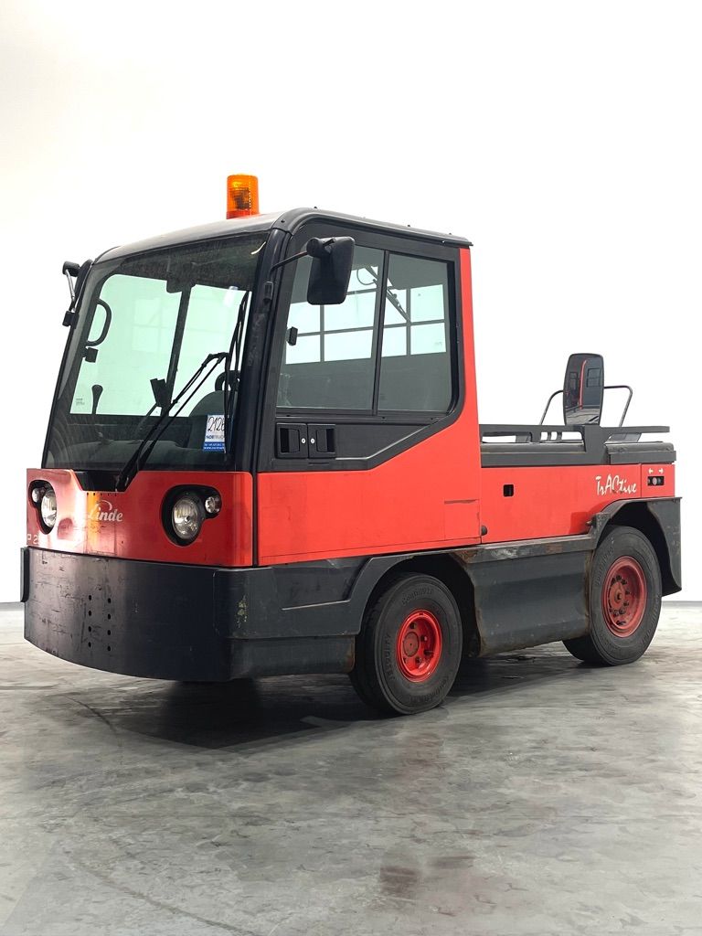 Linde P250-127 Schlepper www.nortruck.de