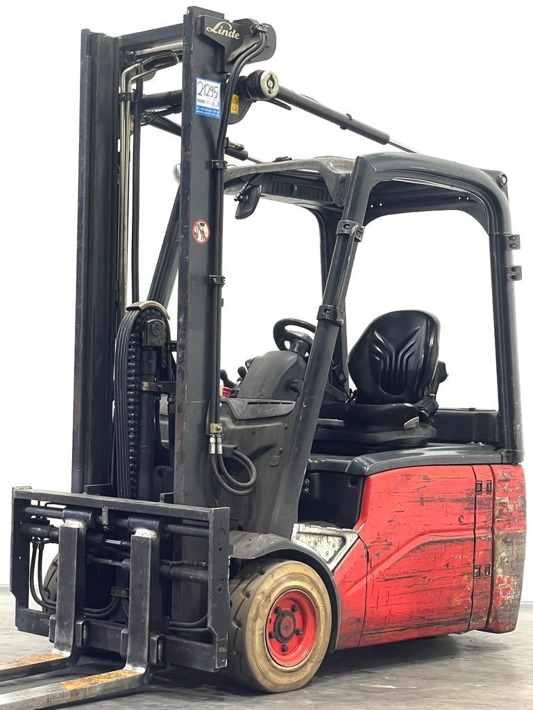 Linde E16-386 Elektro 3 Rad-Stapler www.nortruck.de