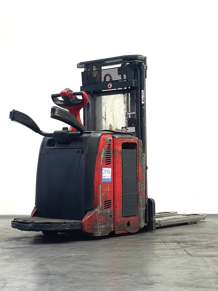 Linde D12AP-133 Doppelstockstapler www.nortruck.de