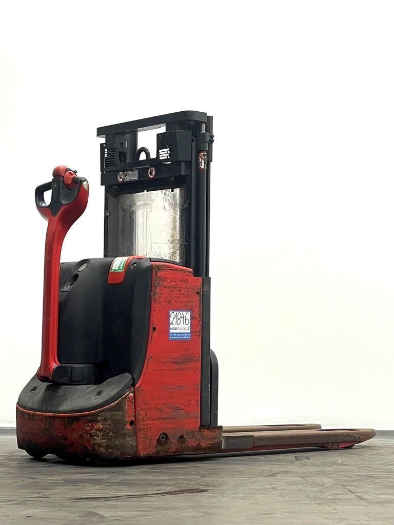 Linde D08-1160 Doppelstockstapler www.nortruck.de