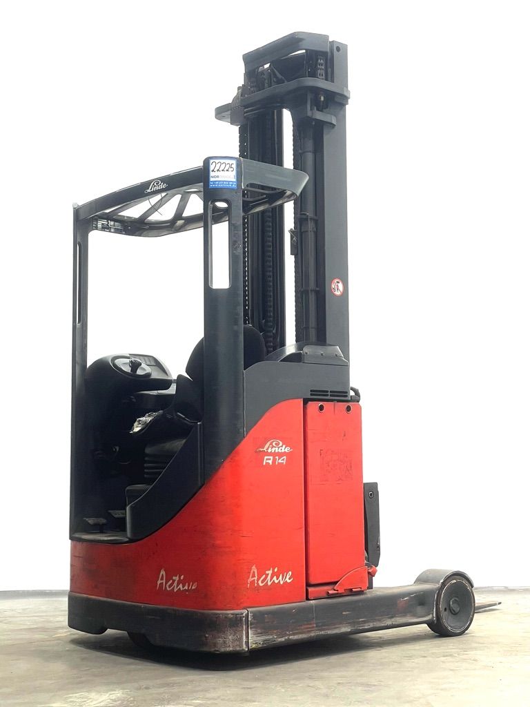 Linde R14-115 Schubmaststapler www.nortruck.de