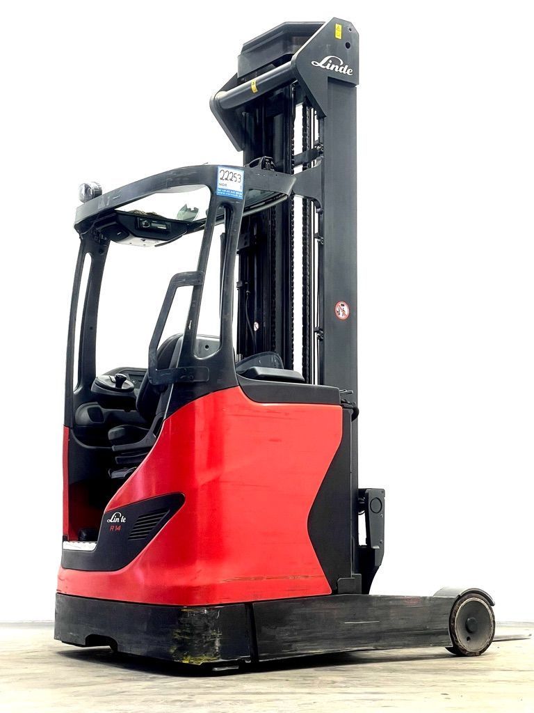 Linde R14-1120 Schubmaststapler www.nortruck.de