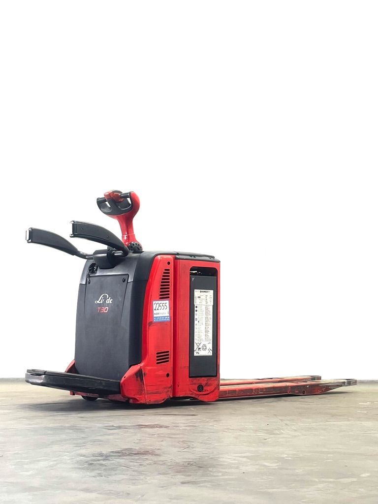 Linde T30AP-131 Niederhubwagen www.nortruck.de