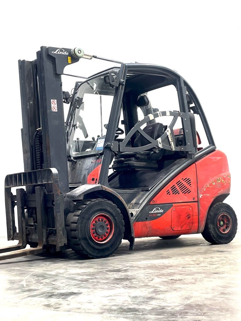 Linde H30T-393-EVO Treibgasstapler www.nortruck.de