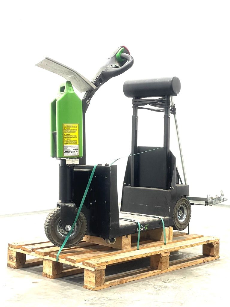 Movexx T1000-PF M070 Schlepper www.nortruck.de