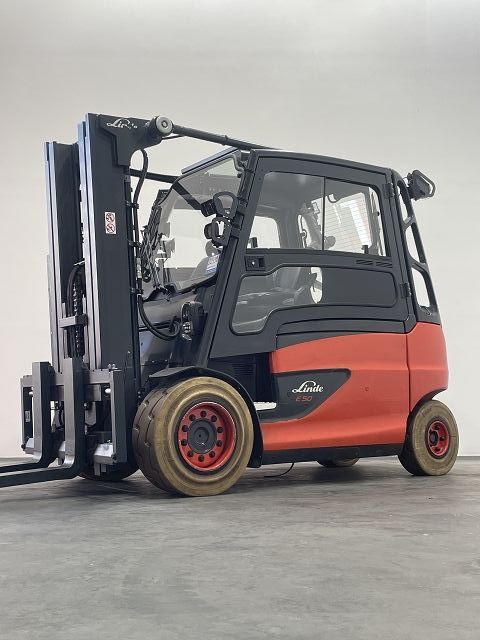 Linde E50L-01/600-388 Electric 4-wheel forklift www.nortruck.de