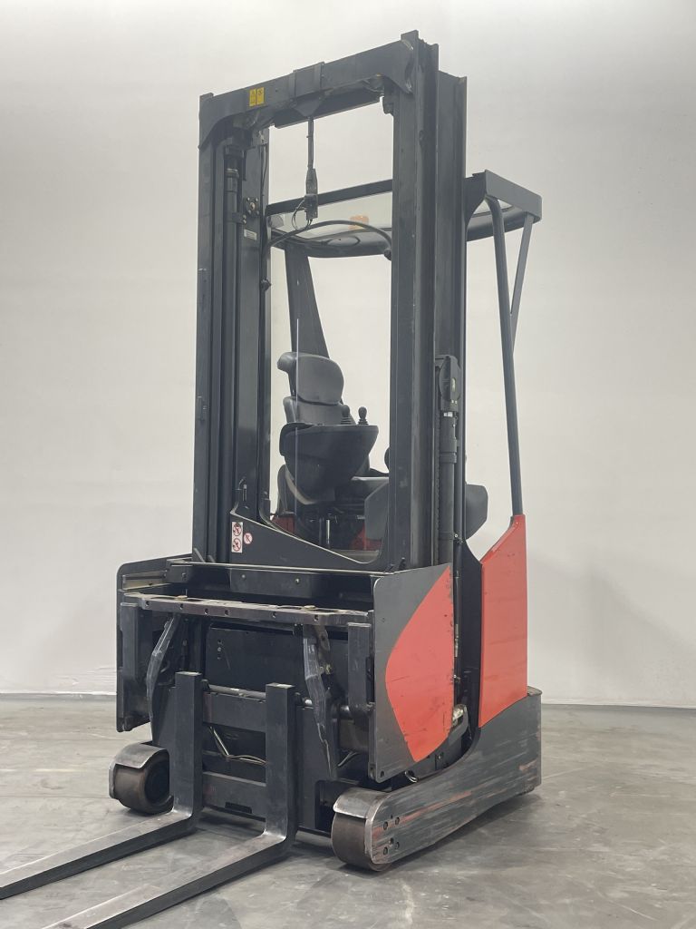 Linde R14X-03-116 Schubmaststapler www.nortruck.de