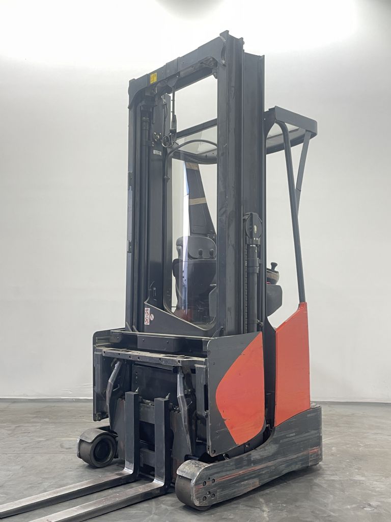 Linde R14X-03-116 Schubmaststapler www.nortruck.de