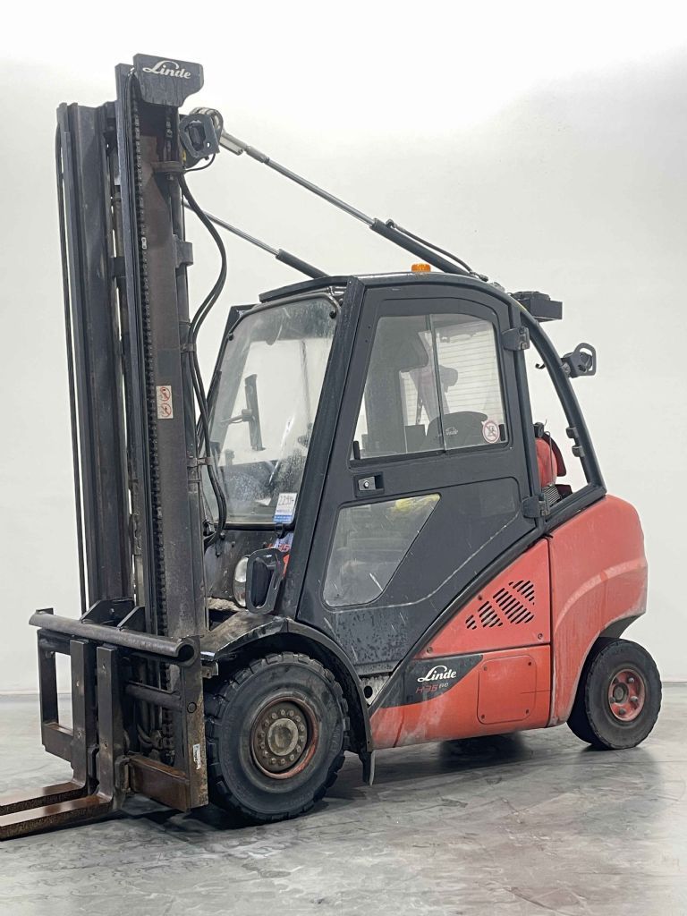 Linde H35T-02-393 Treibgasstapler www.nortruck.de